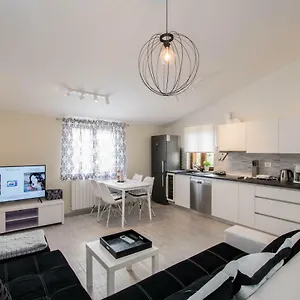 https://app-prodan.in-istria.net